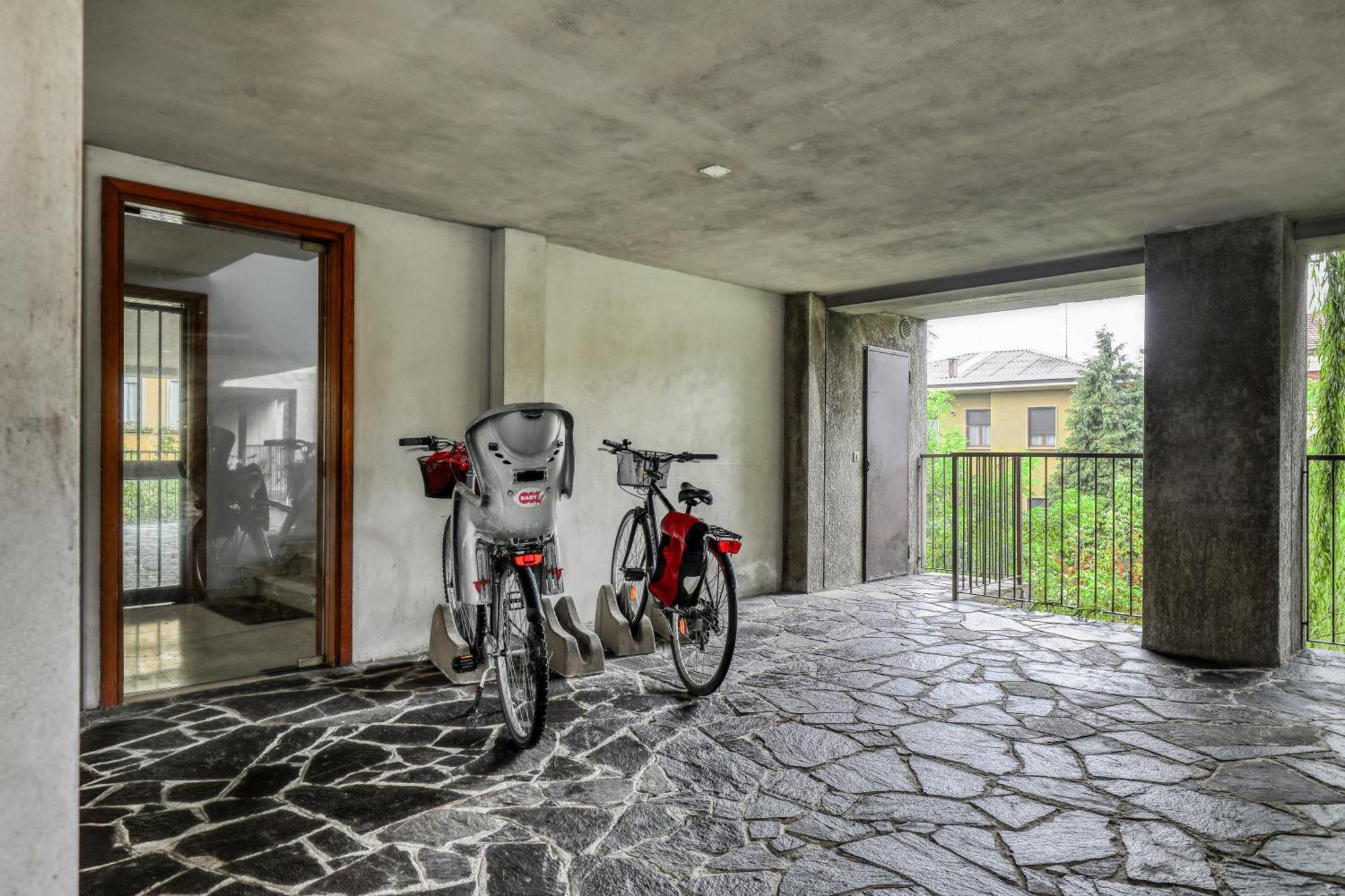 Angolo Al Ponte Micro Appartamento In Pieno Centro Pavia Bagian luar foto